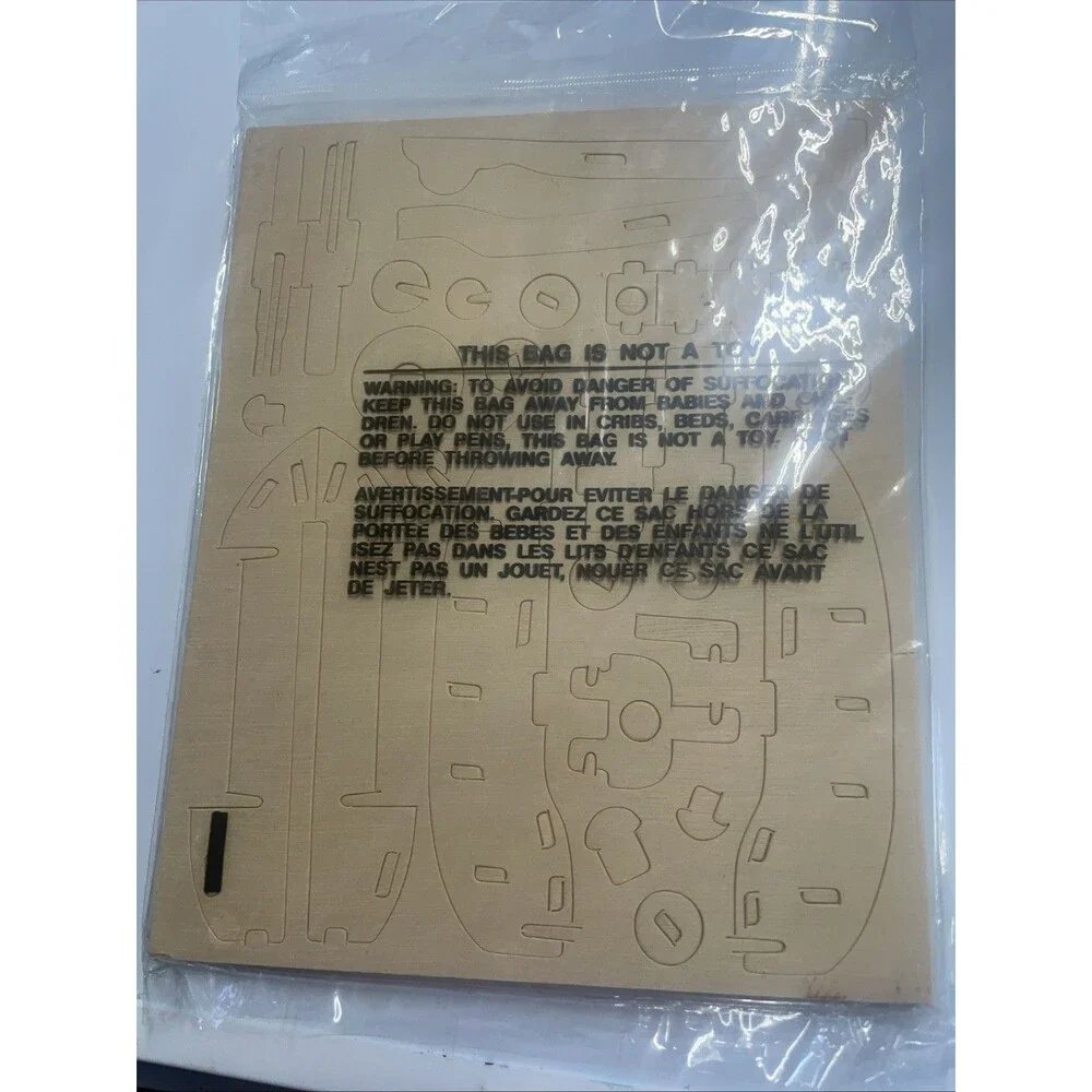 TANK Woodcraft Construction Kit 3-D Puzzle Sealed‎